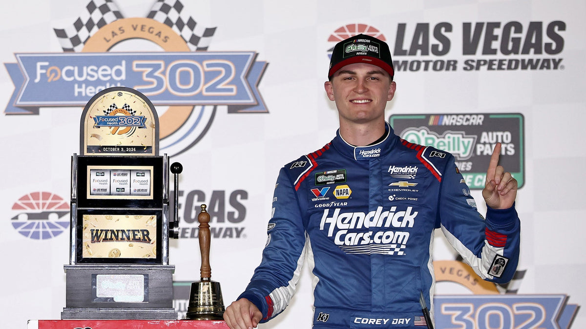 Corey Day wins the orielly Auto Parts Series Race in Las Vegas