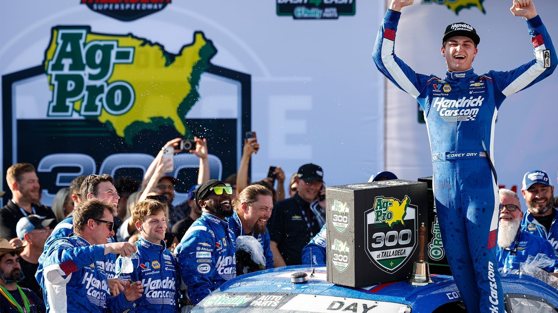 Cory Day in a custom K1 racing suit wins at Talladega