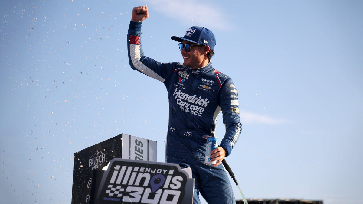 Kyle larson Wins at the Enjoy Illinois 300 at Gateway Raceway